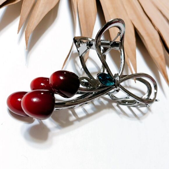Cherry hair clips  #1019 - Picture 2 of 4